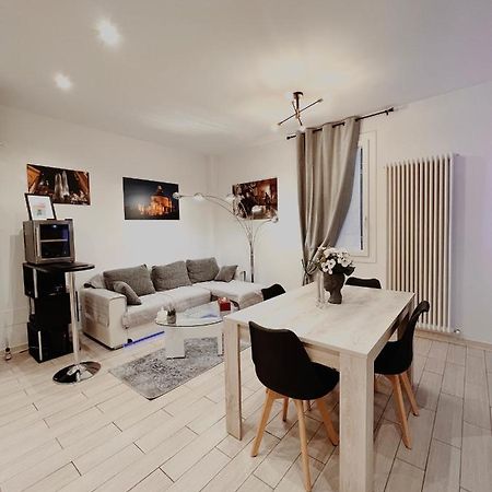 בולוניה Futura Suite Apartment מראה חיצוני תמונה